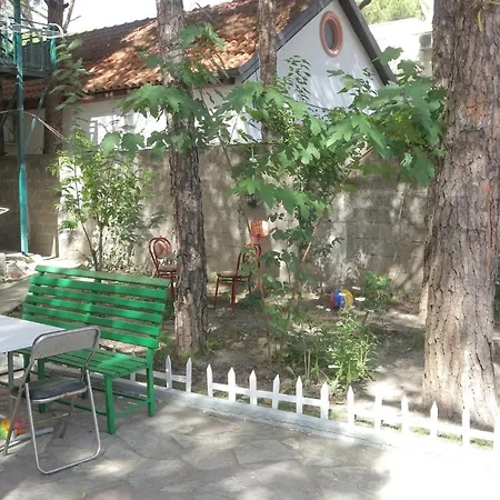 Antuan Kwatera prywatna
